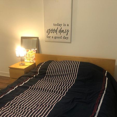 Place You Can Call Home !!! Near Ottawa Airport 外观 照片